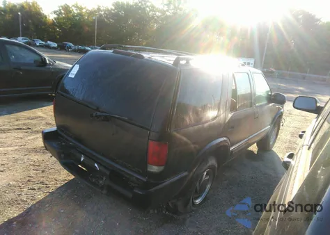 2001 Chevrolet Blazer Ls из США, поврежденный, VIN 1GNDT13W51K220956